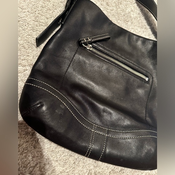 Coach - Black Leather Crossbody Bag - Picture 3 of 15